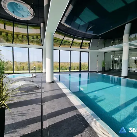 365pam - Westin House - Basen, Jacuzzi, Sauna, Silownia, Plac Zabaw W Cenie Kolobřeh